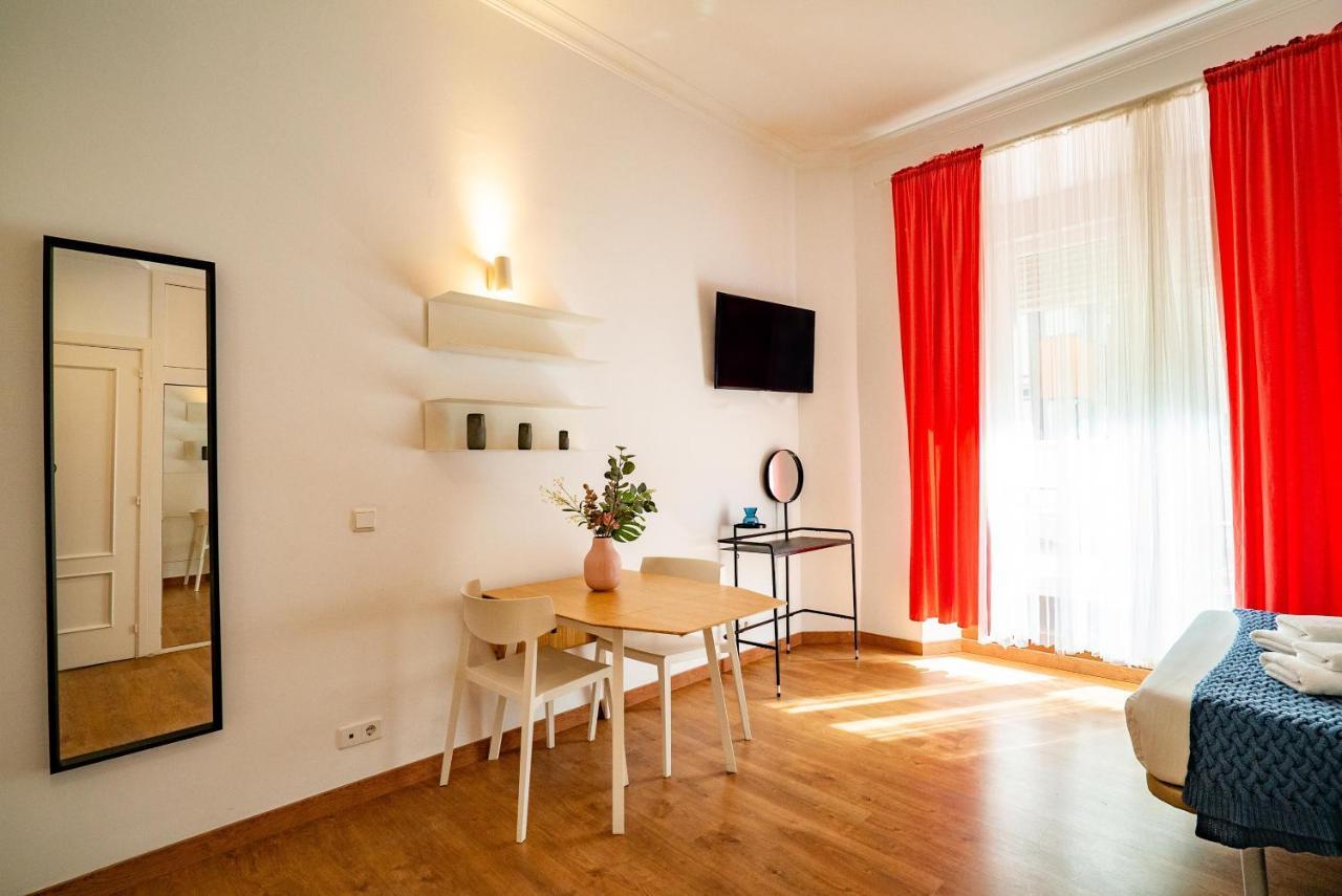 Smartr Madrid Gran Via 47 Aparthotel Exteriör bild