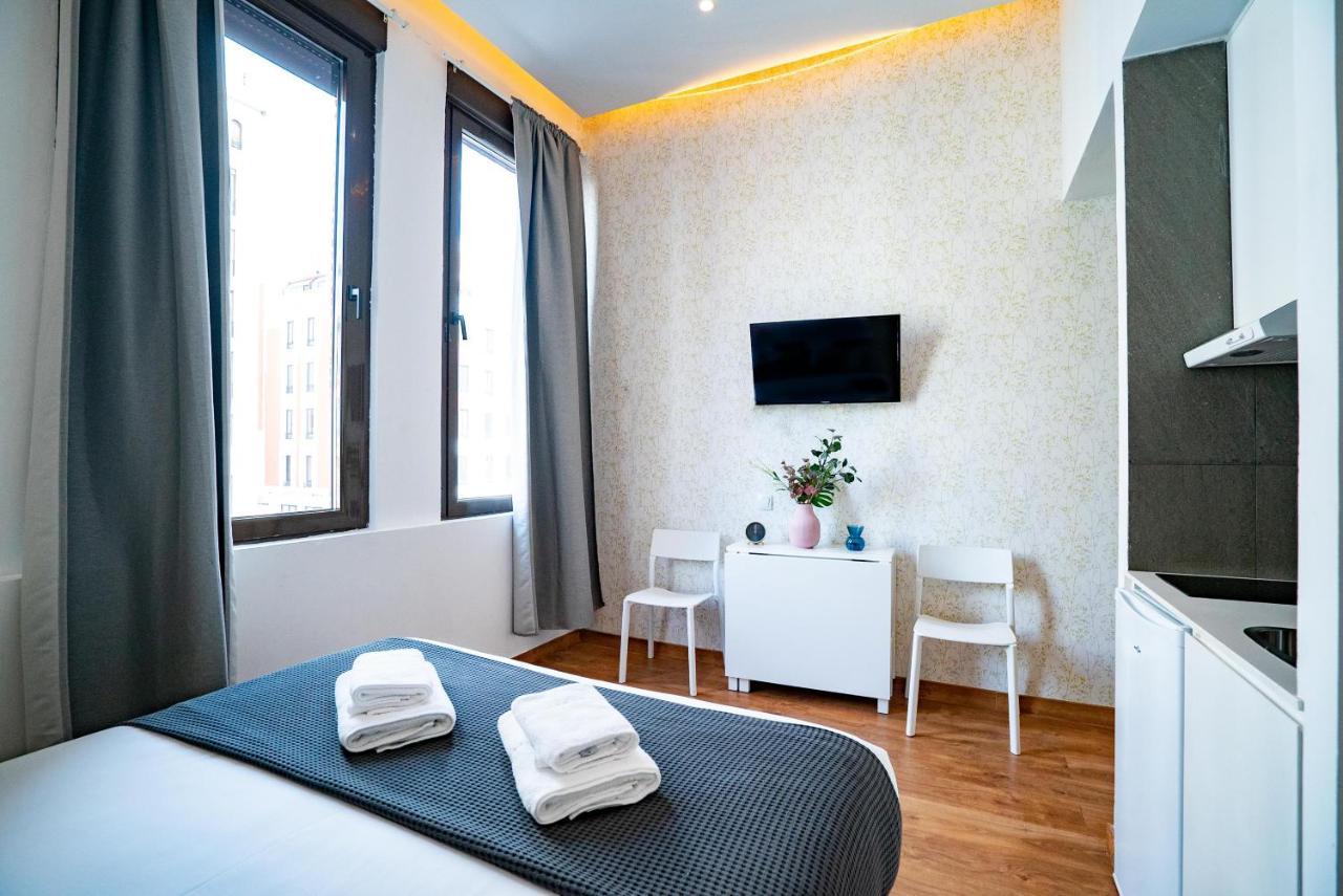 Smartr Madrid Gran Via 47 Aparthotel Exteriör bild